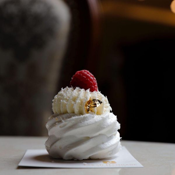 Raspberry Pavlova